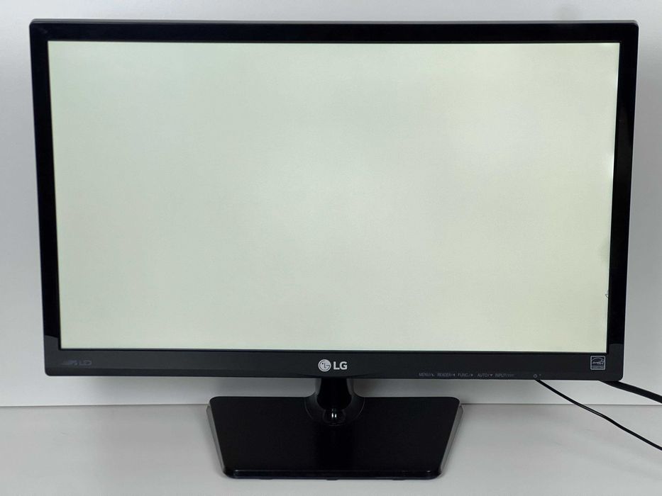 Monitor LG FLATRON 22MP47D-P + zasilacz UK/UE + D-SUB