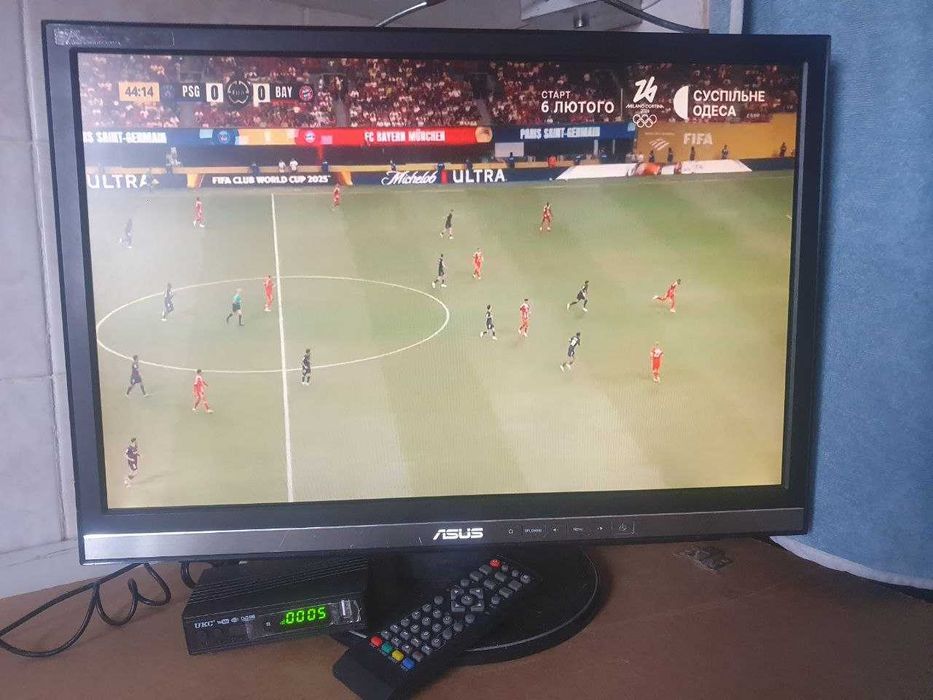 телевизор монитор asus 22 дюйма + т2