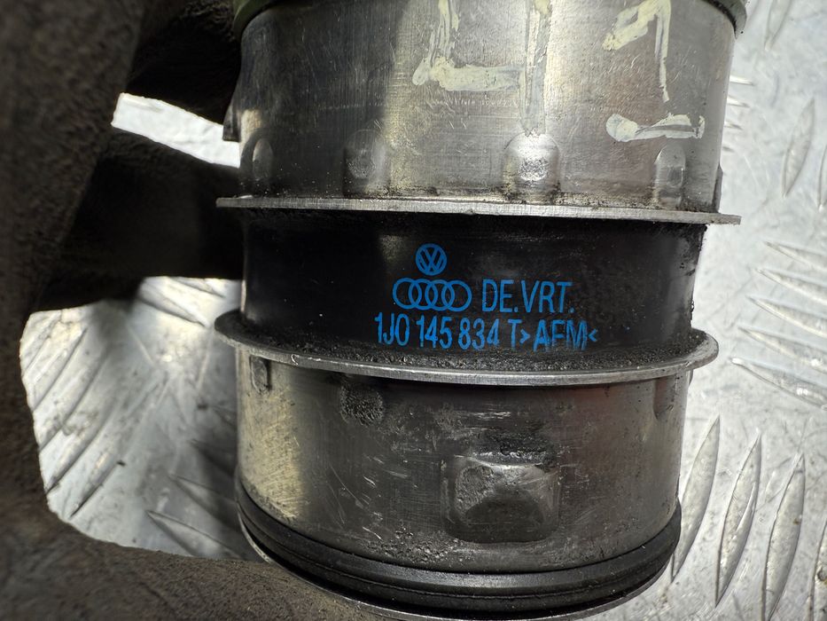 Патрубок интеркулера 1.9 TDI VW Volkswagen Bora Golf IV  1J0145834T