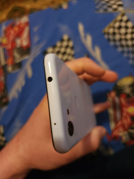 Google Pixel 3a  ( 4/64Gb ) білий