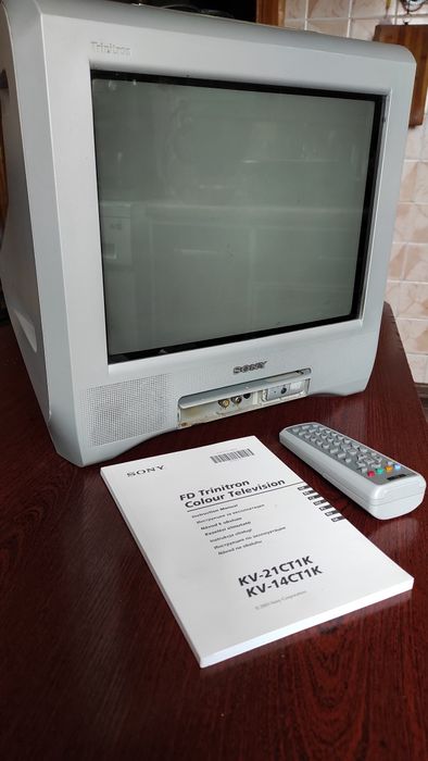 Продам телевизор SONY FD Trinitron
