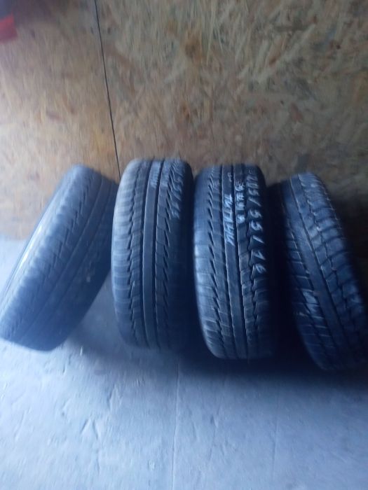 Шини 2 комплекти