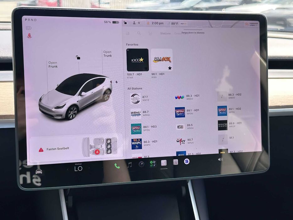 Tesla Model Y      2021