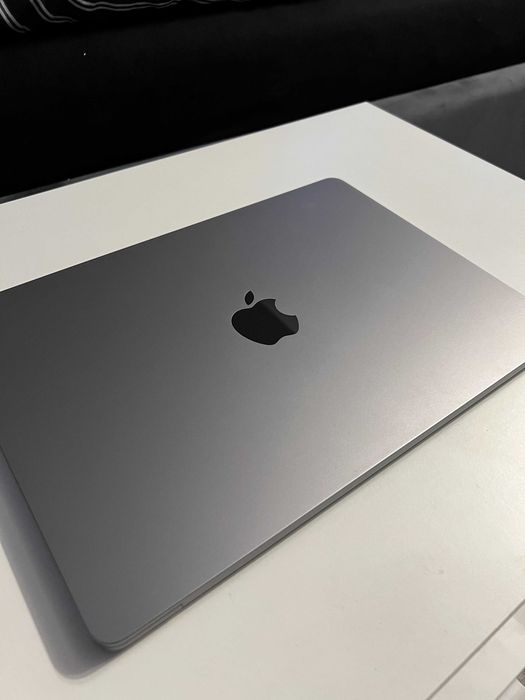 Apple MacBook Air M2 13.6” 8GB/256GB Space Grey
