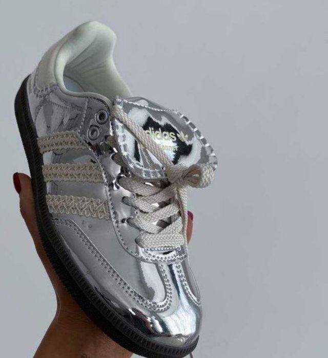 Кеди adidas 36 серебро,