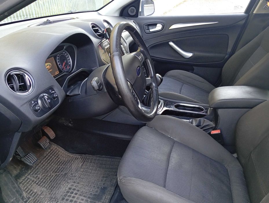 Ford Mondeo MK IV Titanium B+G
