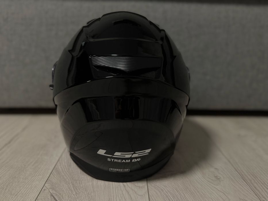 LS2 FF320 Stream Evo Gloss Black