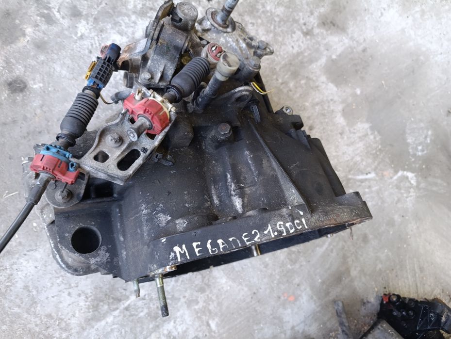 КПП коробка передач 1.9 Dci 6ст Megane 2 Scenic 2 Laguna 2