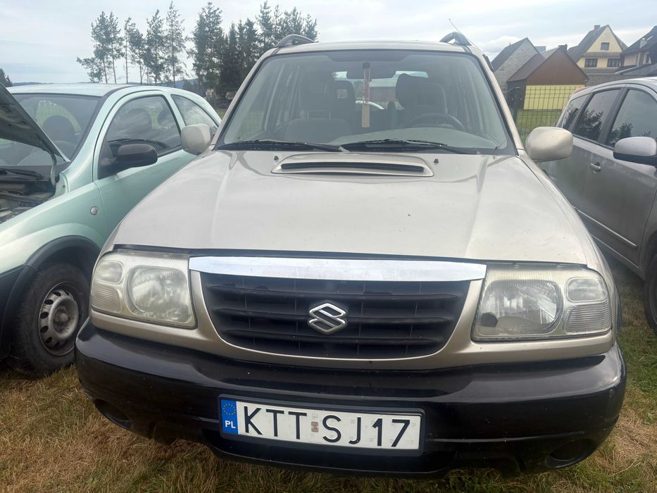 Sprzedam na części Suzuki Grand Vitare