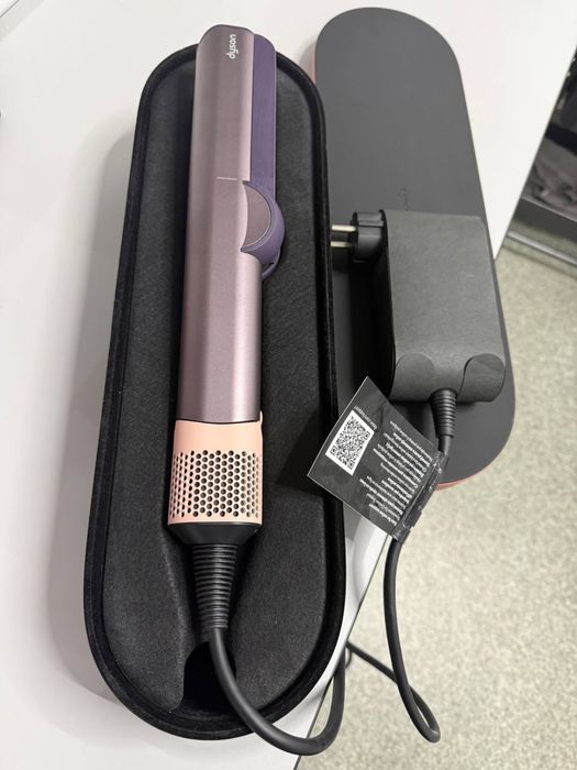 Продам Dyson Airstrait