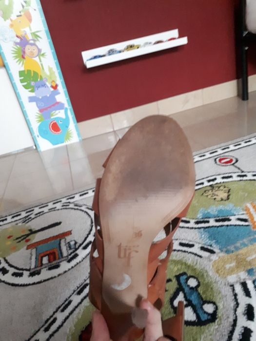 Skórzane buty ZARA ,sandały, szpilki 36