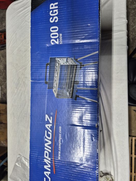 Gril gazowy nowy do kampera z rożnem