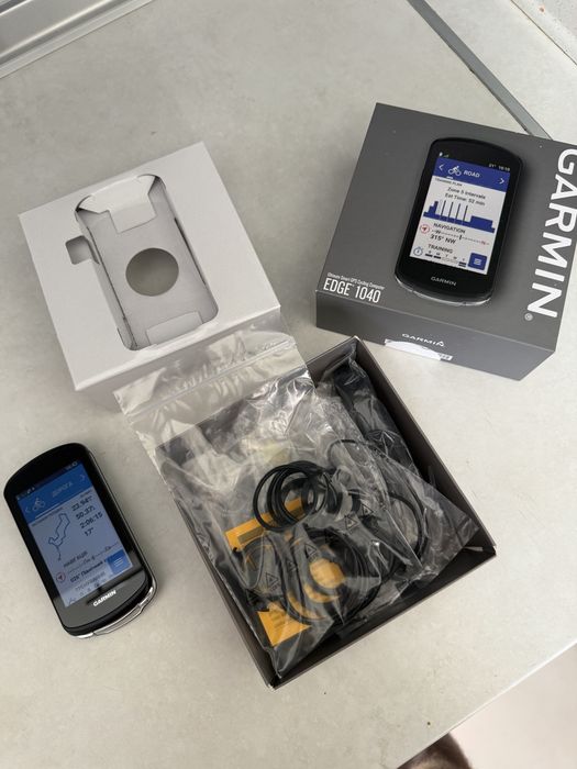 Велокомпʼютер Garmin Edge 1040