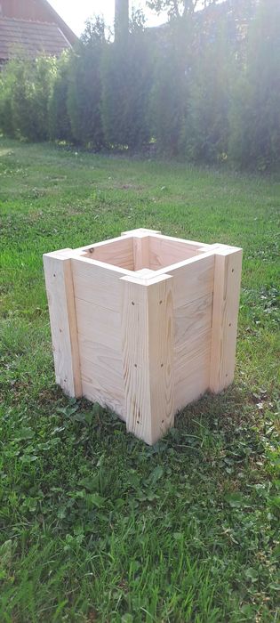 Donica drewniana 35x35x40