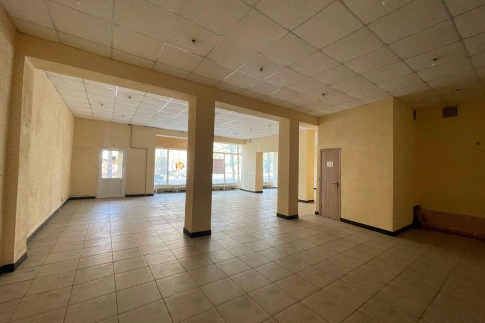 Оренда магазину пр. Центральний