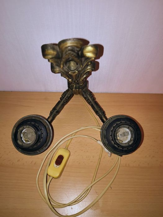 Настенный светильник