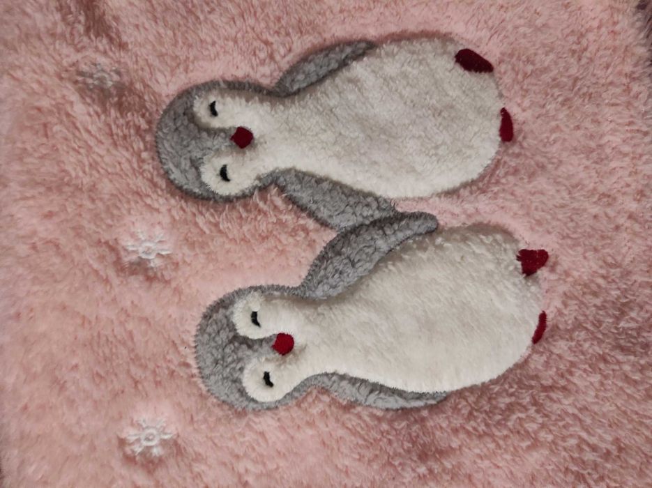 Піжама плюшева. Нова! Рожева.