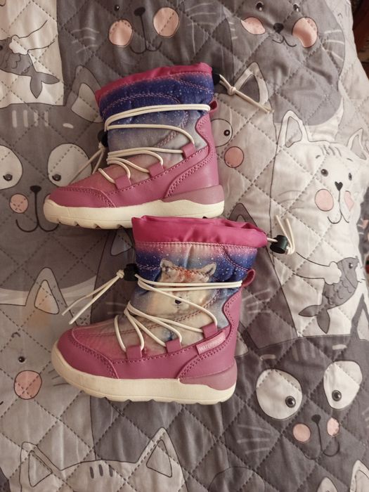 Отдам даром детские вещи