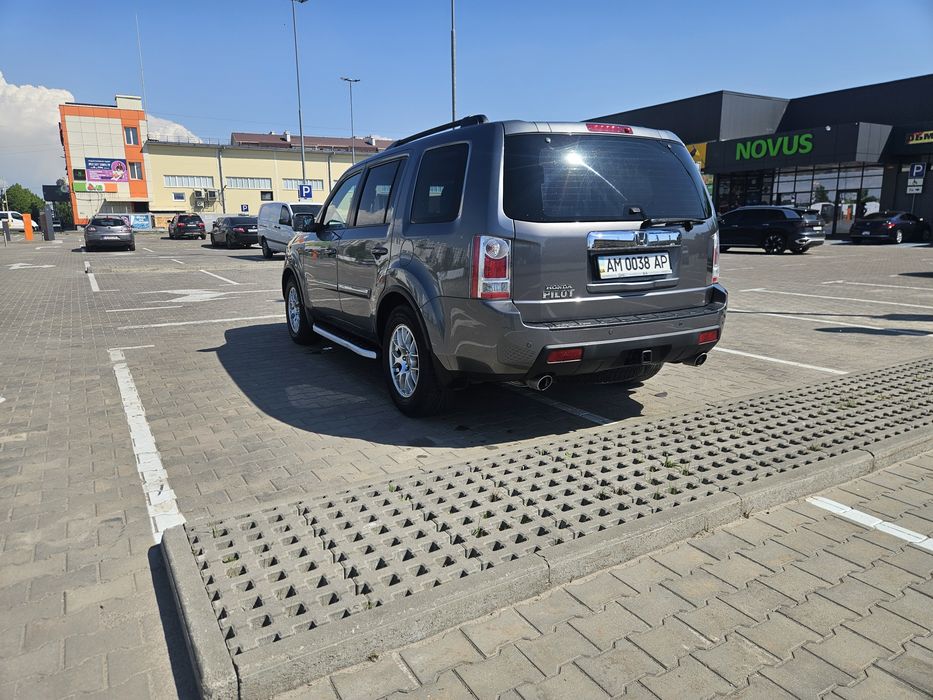 Продам автомобіль Honda Pilot 2010 Перший власник, в рідній фарбі