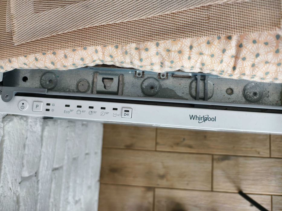 Вбудована посудомийні машинка Whirpool WI3010 (б/у)