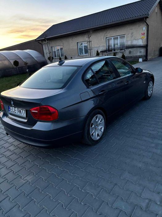 BMW E90 2.0 Bęzyna