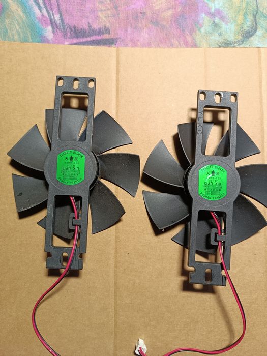 Dwa wiatraki wentylatory do płyty Klarstein Delicatessa 60