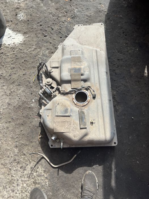 Бак бензобак Лексус рх Lexus rx 400 gibrid г07