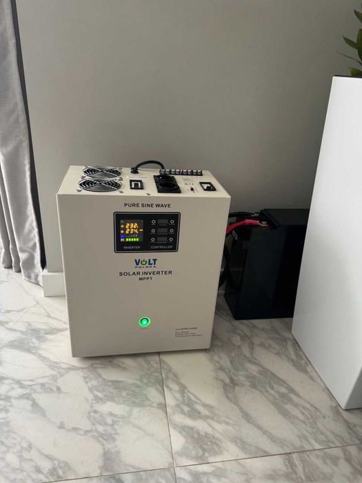 Инвертор Volt Polska Sinus Pro 2200 S 12/230V
