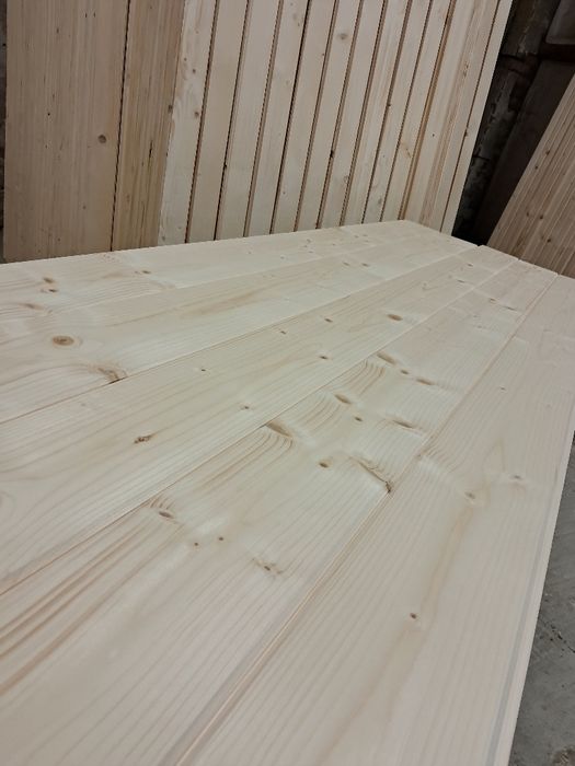 Producent boazeri podbitka Deska elewacyjna