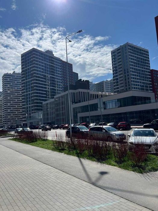 Продаж!!! Однокімнатна квартира Варшавський 3, будинок 10.10