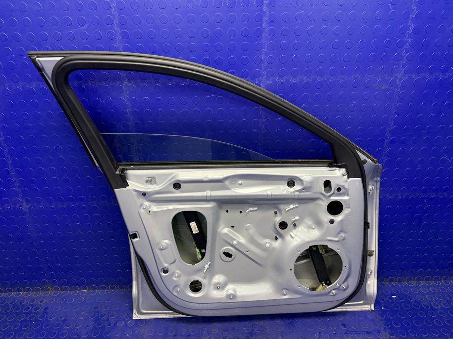 DRZWI przednie lewe AUDI A4 S4 B9 8W lewy przód LZ7G OEM