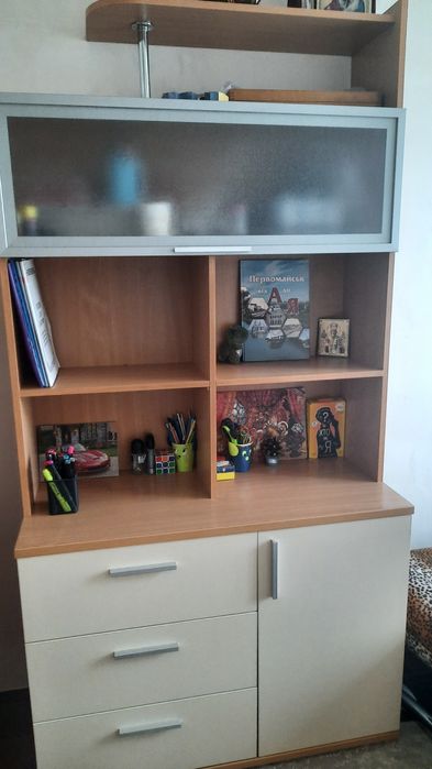 Продам шафу-полицю