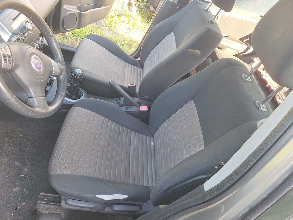 Fotele Kanapa fiat SEDICI SUZUKI SX4 2008