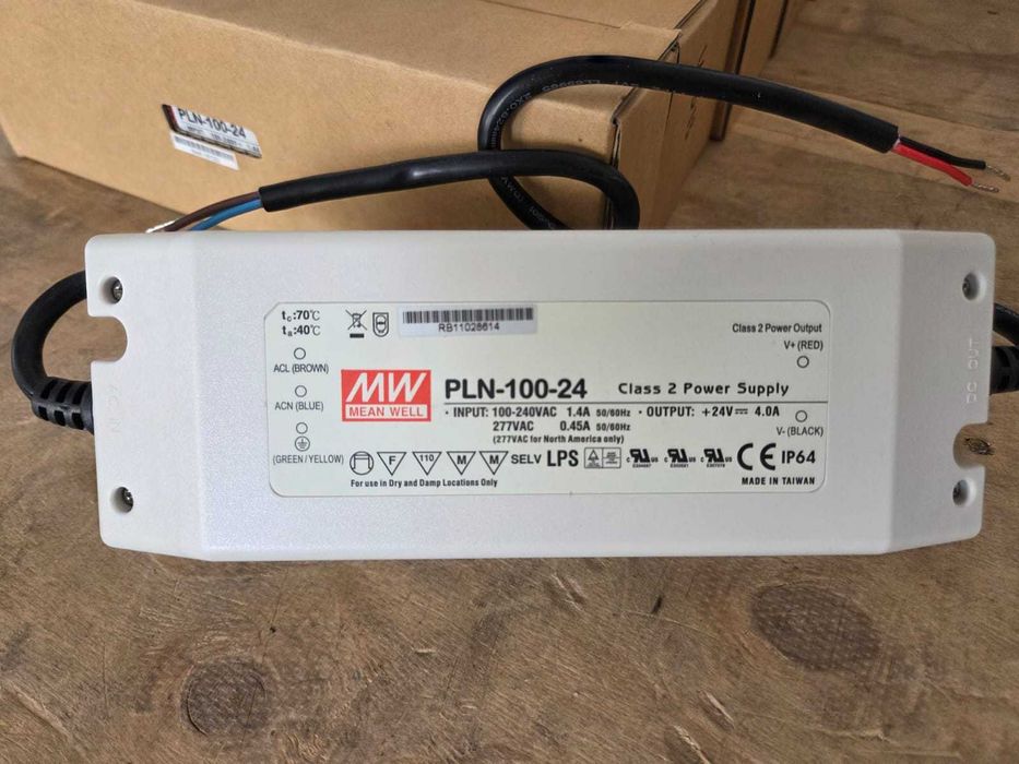 Fonte de Alimentação LED Mean Well PLN-100-24 ( IP64 ) - 24V / 4A /96W