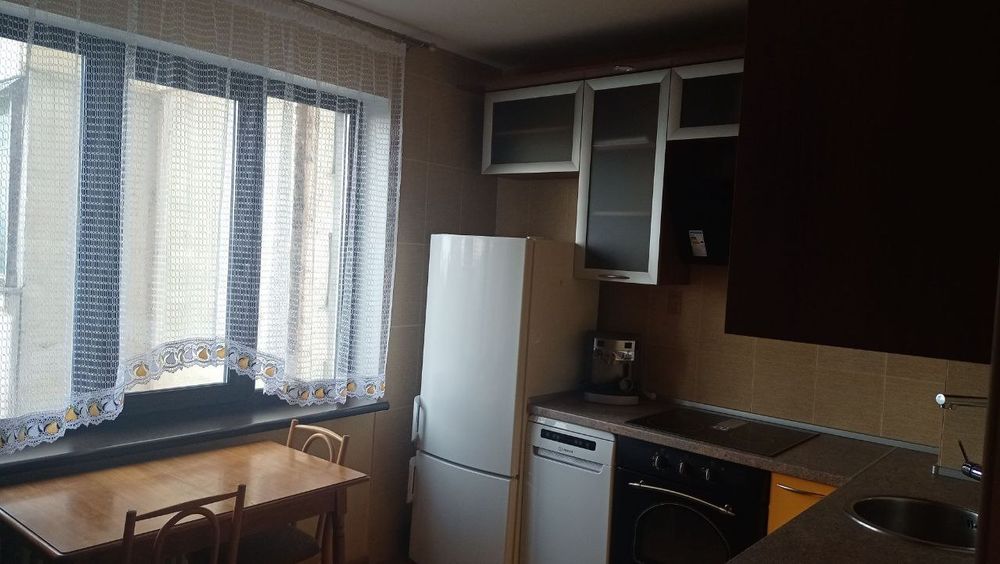 3х кімнатна квартира проспект Науки квадратний хол