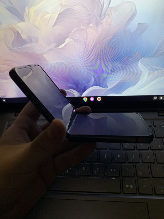 Samsung Galaxy Z Flip 4 запчастини