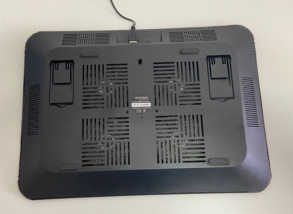 Base com ventilação, marca MITSAI, para PC