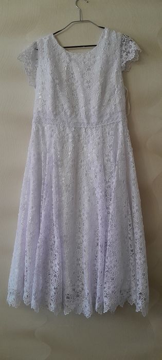 Плаття білосніжне