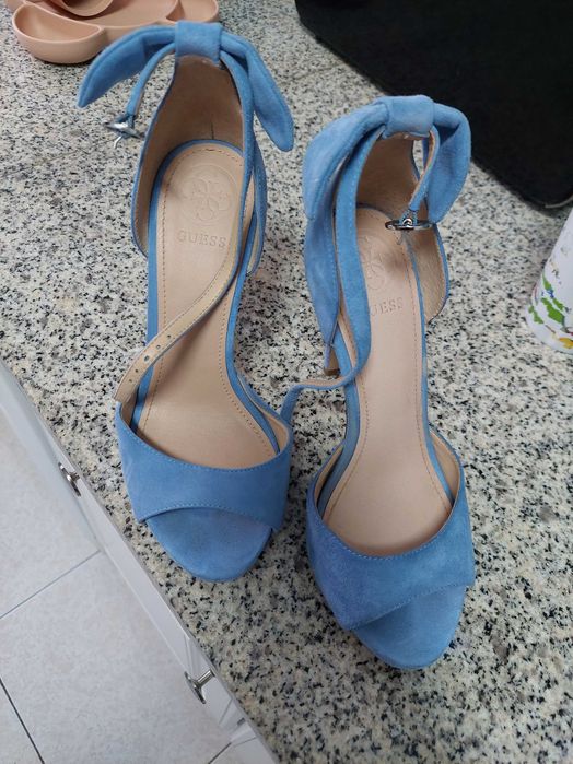 Sandalias guess 35