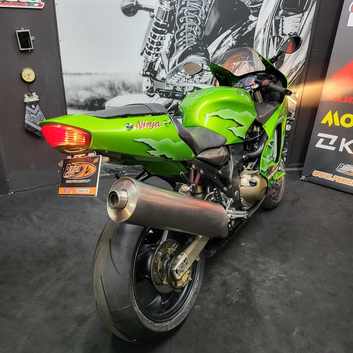Kawasaki Ninja ZX12-R