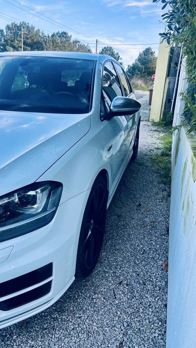 Volkswagen Golf R