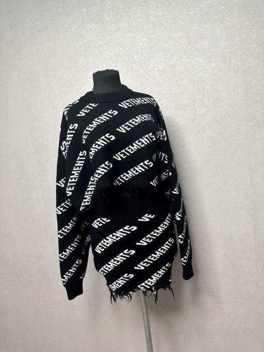 Костюм Vetements