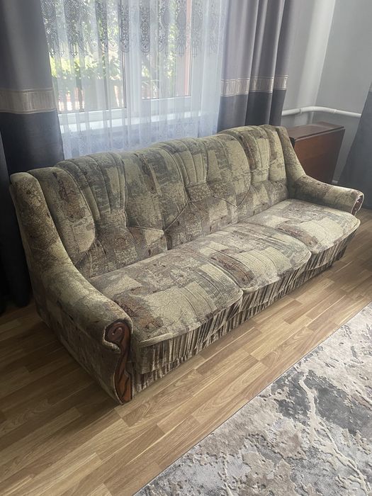 Диван і два крісла