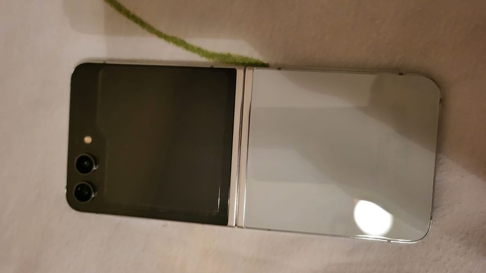 Samsung Flip5 512gb