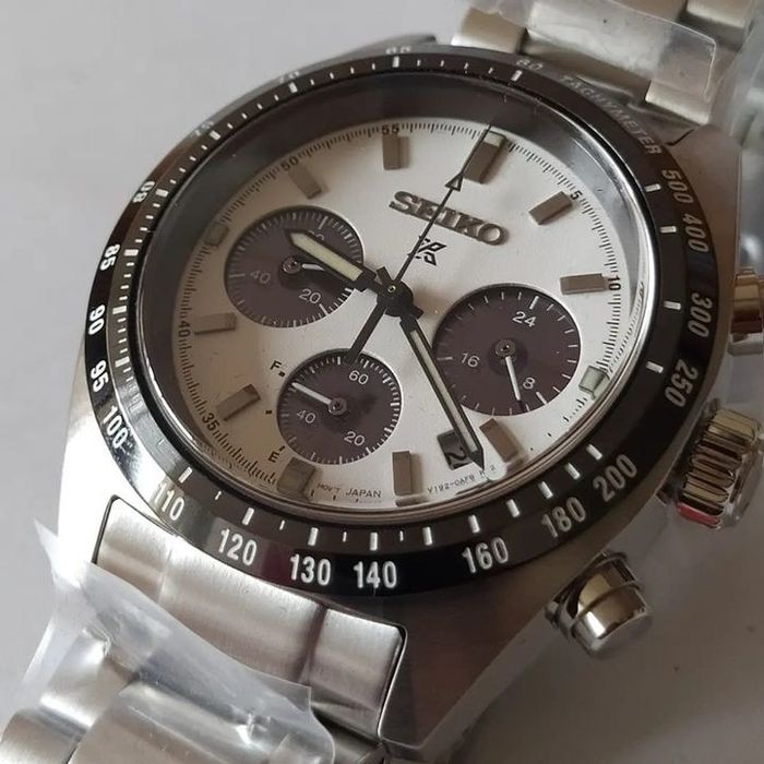 *OPORTUNIDADE* Seiko Solar "Panda" Cronógrafo SSC813P1 SPEEDTIMER (39