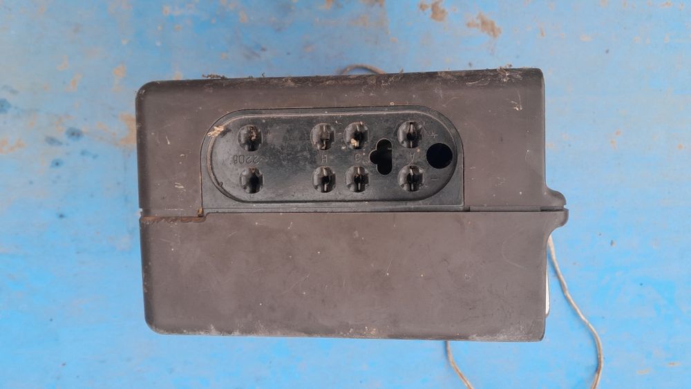 Stabilizator napięcia 230v  PRL, ZSRR