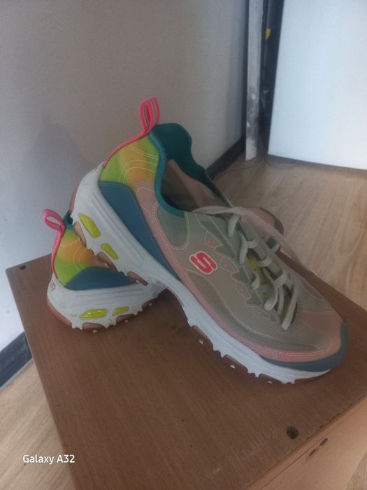 Продам женские красовки