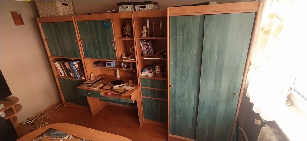 Zestaw mebli młodzieżowych