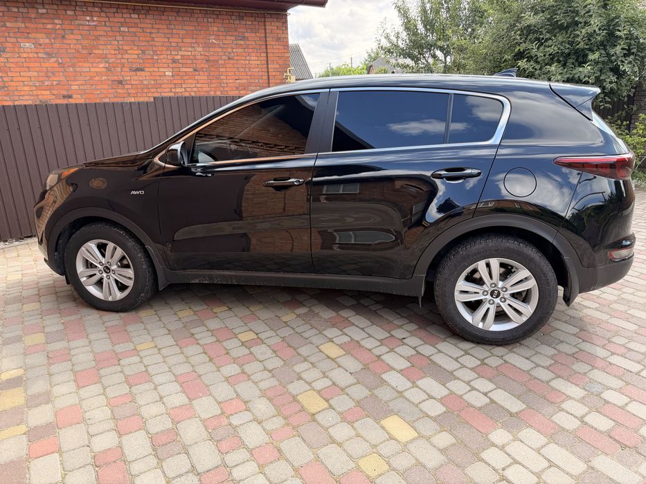 Продам Kia Sportage