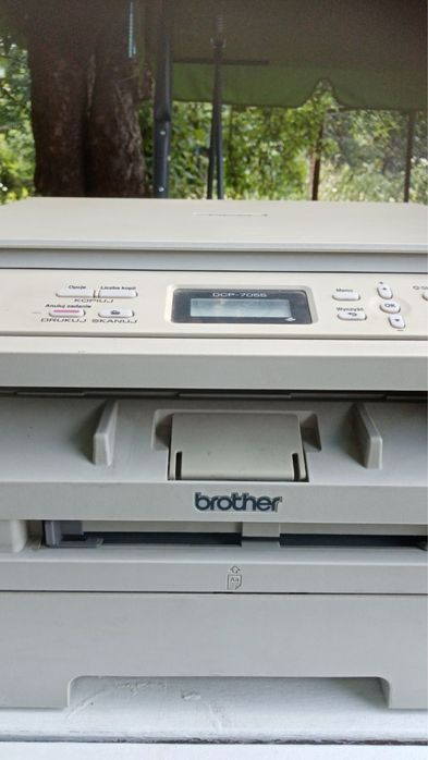 Принтер сканер brother MODEL DCP-7055